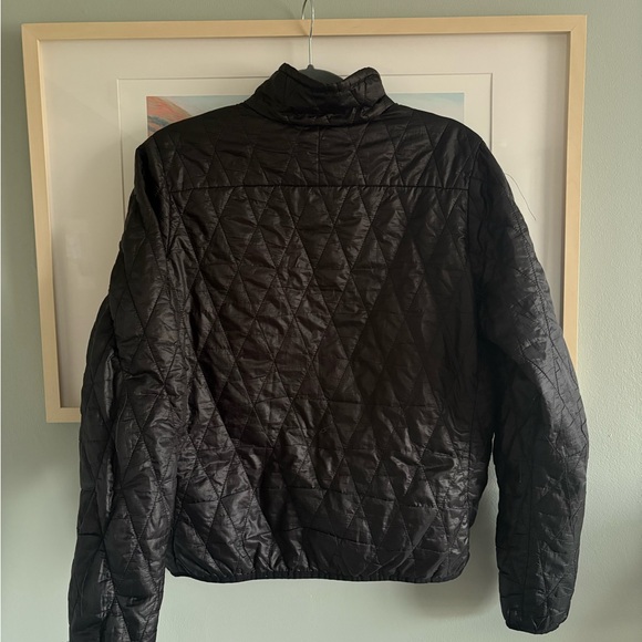 Patagonia Black Quilted Jacket - Picture 2 of 3